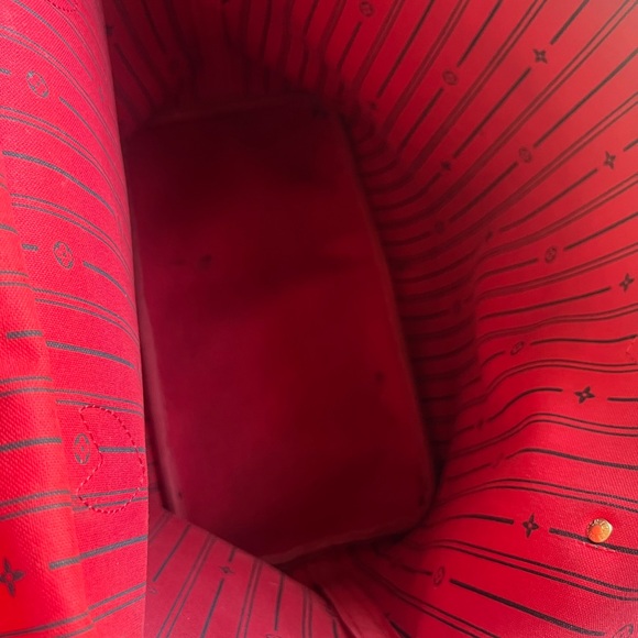 Authentic Damier Ebene Neverfull MM - Picture 4 of 16